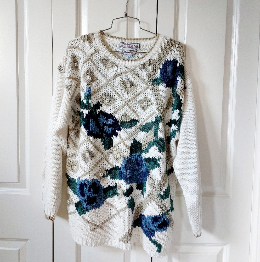 Blue Roses on‎ Beige Trellis Cream Vintage 80s/90s Sweater size Medium Nuggets
